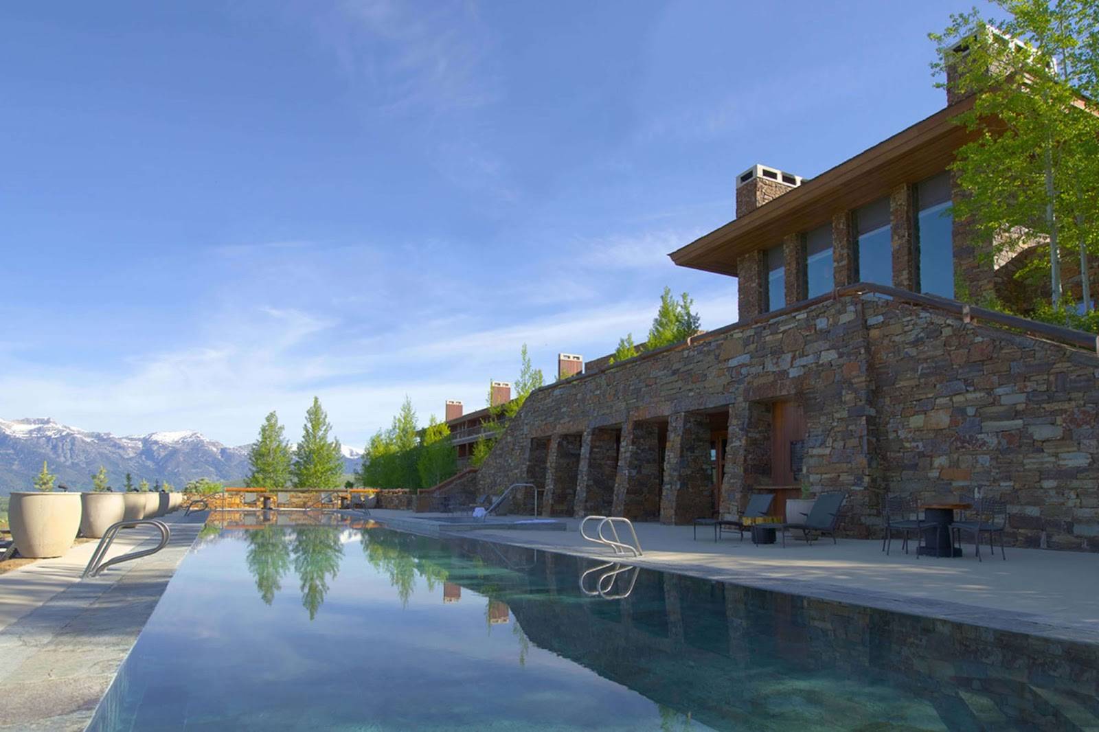 Top 10 Luxury Hotels For Your Next Memorable Getaway_10