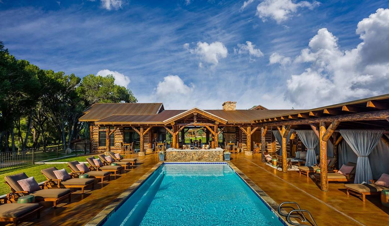 Top 10 Luxury Hotels For Your Next Memorable Getaway_7