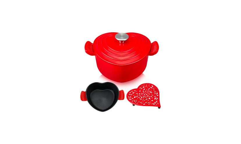 Save 28% on a Heart Shaped Cast Iron Dutch Oven Pot with Lid and Matching Trivet!