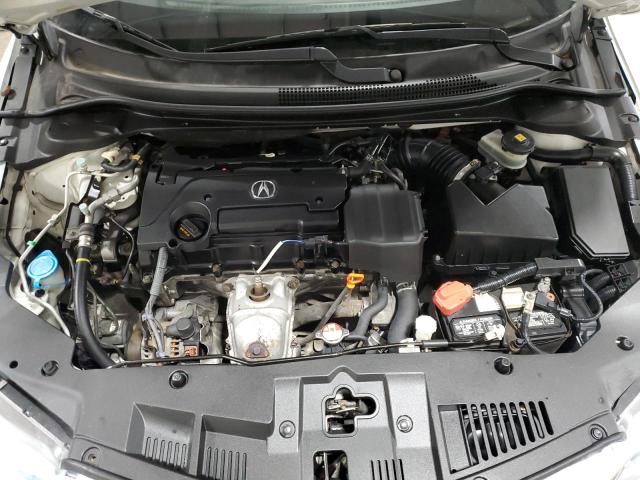 38117394-2016-acura-ilx_11