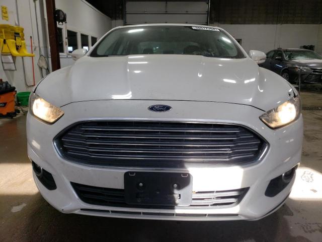 38617704-2014-ford-fusion_5