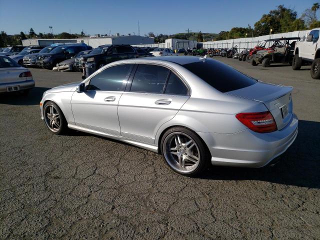 47158983-2014-mercedes-benz-c-class_2