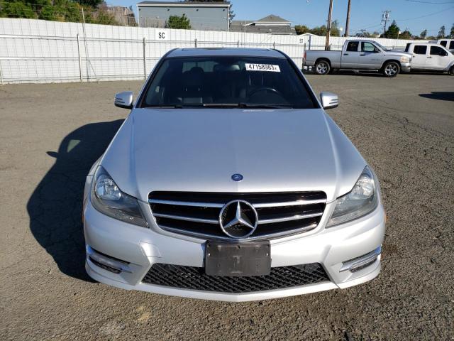 47158983-2014-mercedes-benz-c-class_5