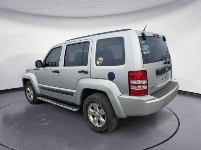 57680073-2012-jeep-liberty_2