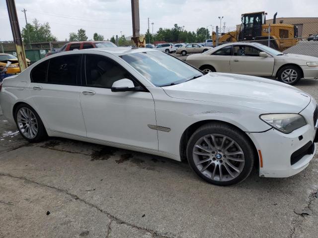 58087693-2013-bmw-7-series_4