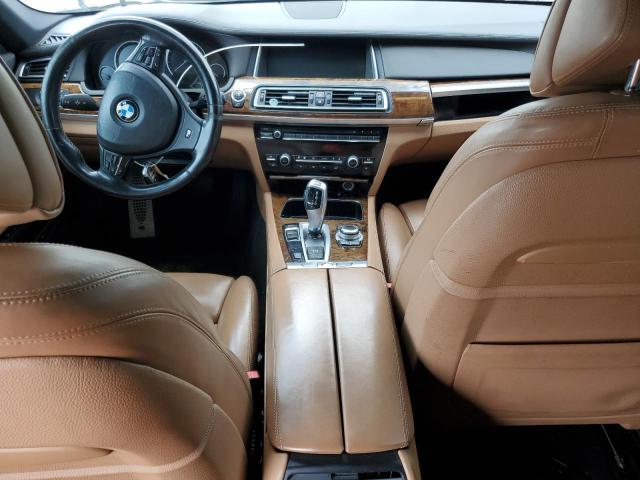 58087693-2013-bmw-7-series_8