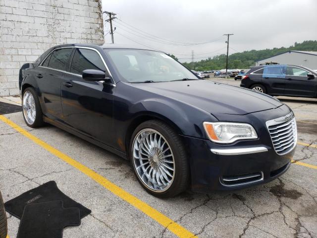 58454153-2012-chrysler-300_4