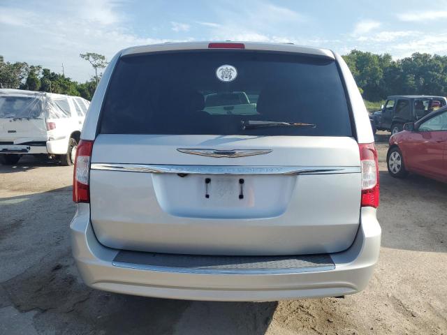 62062143-2011-chrysler-minivan_6