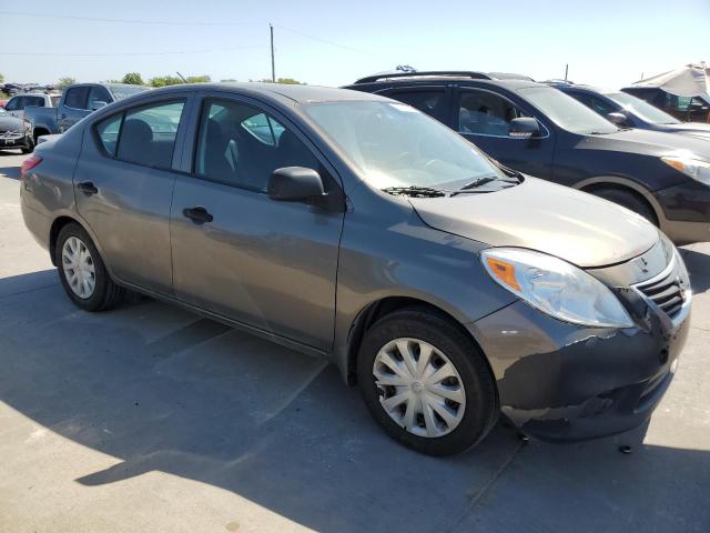 62225313-2013-nissan-versa_4