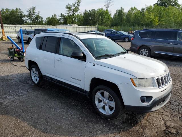 62831053-2011-jeep-compass_4