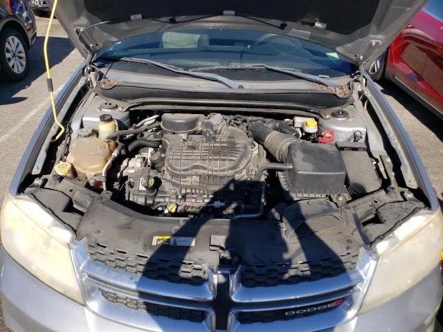 77364713-2014-dodge-avenger_11