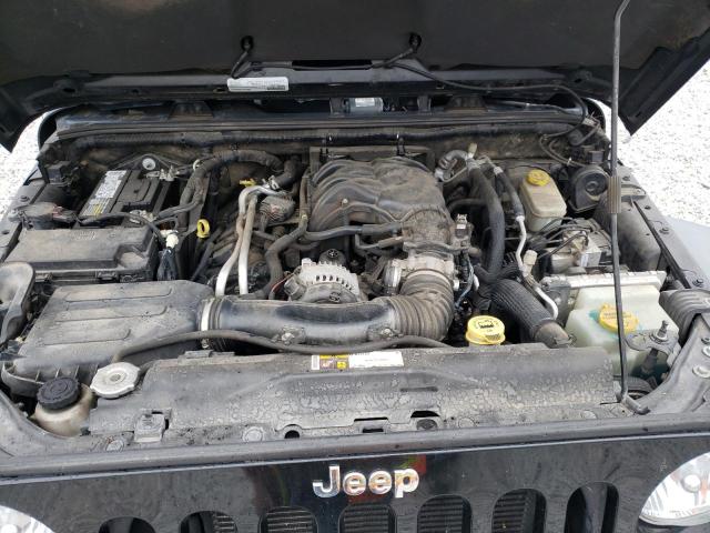 80824493-2015-jeep-wrangler_12