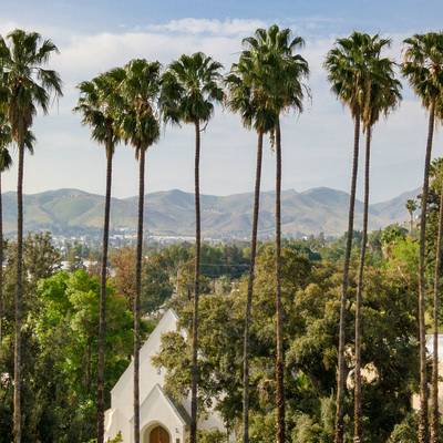 La Sierra University