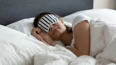 7-sleep-hacking-tips-to-fall-asleep-fast-100_-natural-15600