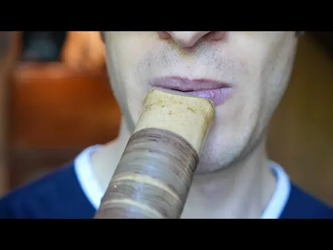 shakuhachi-embouchure-forming-the-lips-to-play-shakuhachi-japanese-bamboo-flute-15413