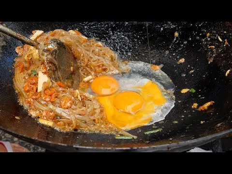 Thai street wok master chefs