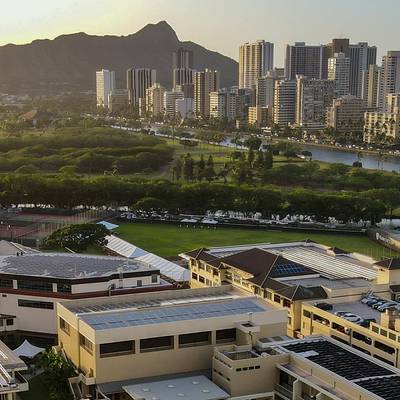 'Iolani School