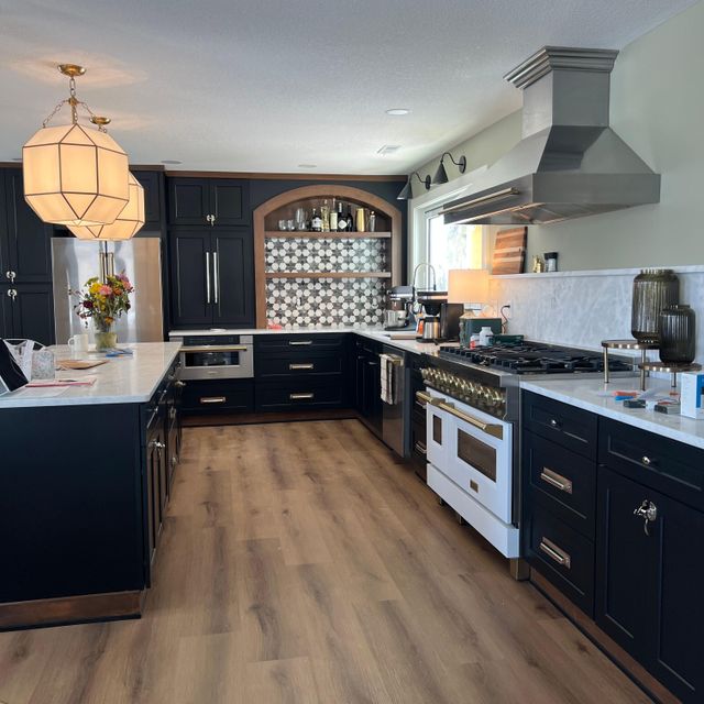 41 Cabinets & Flooring