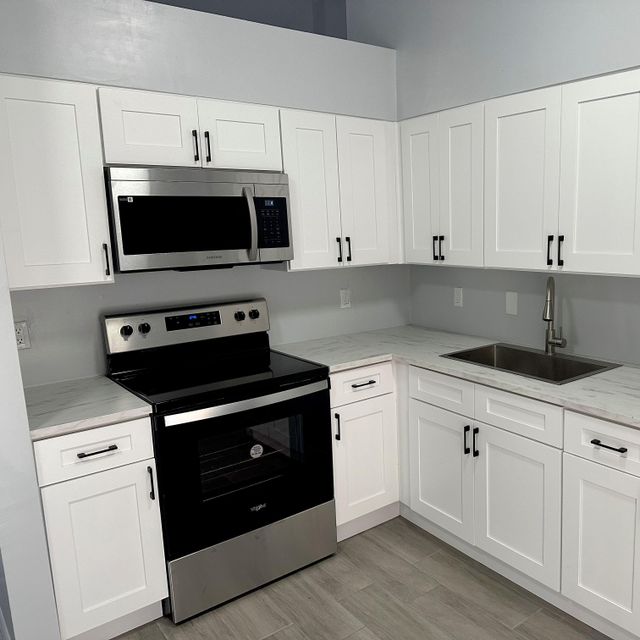 Amaris painting and handyman services Llc