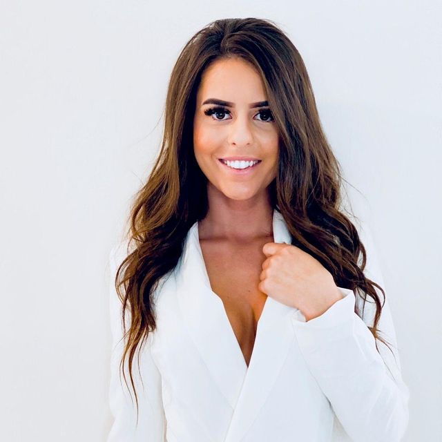 Amelia Ross at Simply Vegas