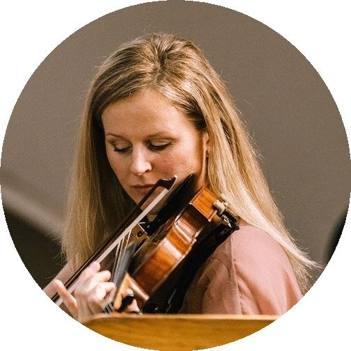Amy Pro Violinist ?