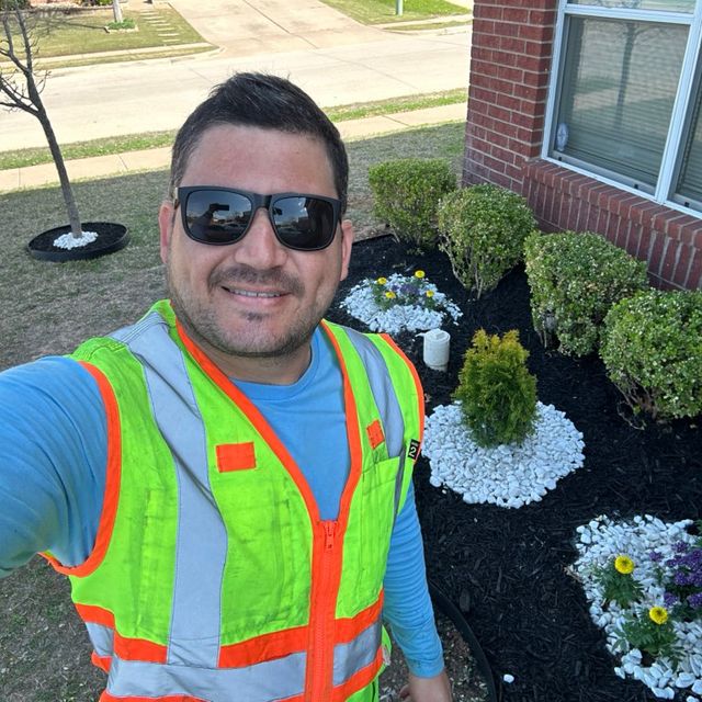Aquiles landscaping LLC