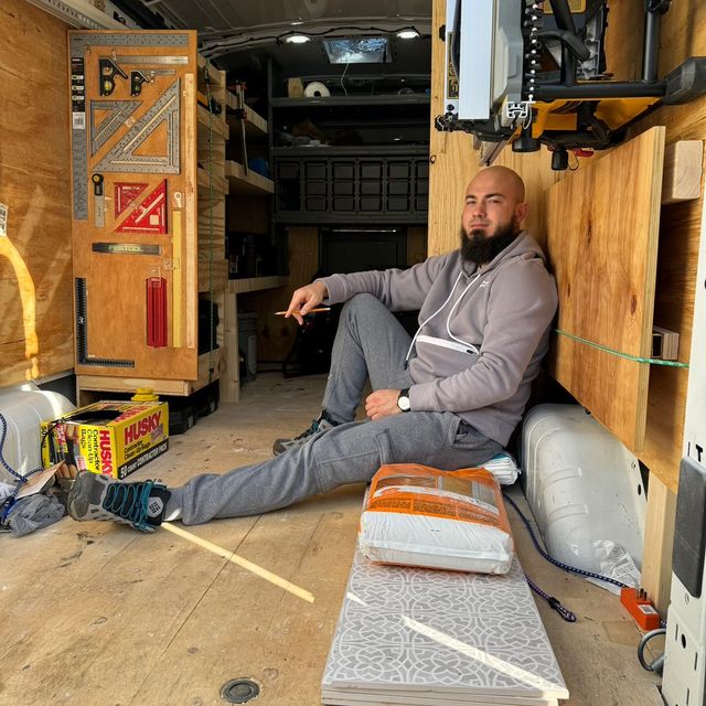 Charlotte Handyman