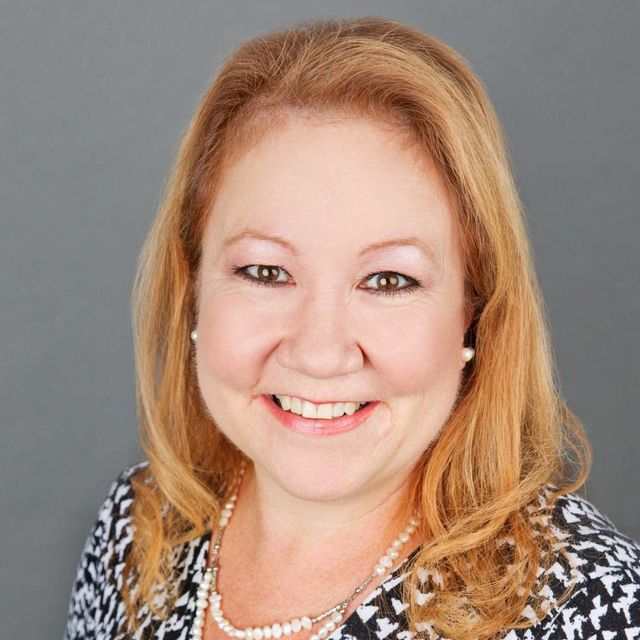 Connect Realty  R&R Luna Group Team Lead