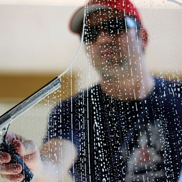 Dany & Duck’s Window Cleaning