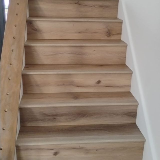 Erflooring LLc