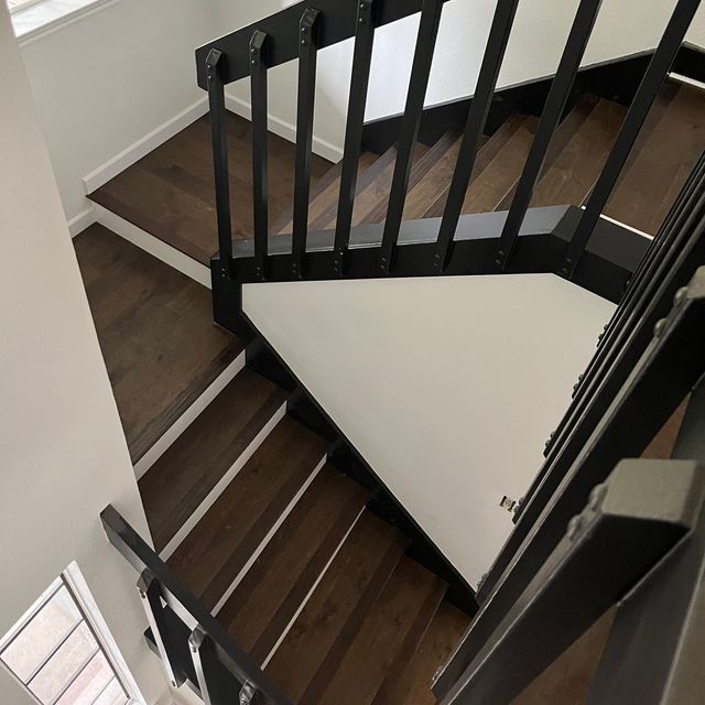 Golden Hardwood Floors Co