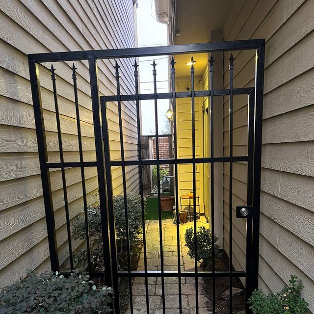 HDEZ Fabrication LLC