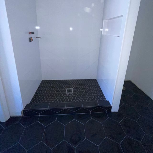 Jeovanni’s Tile Design