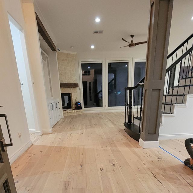 K&J FLOORING