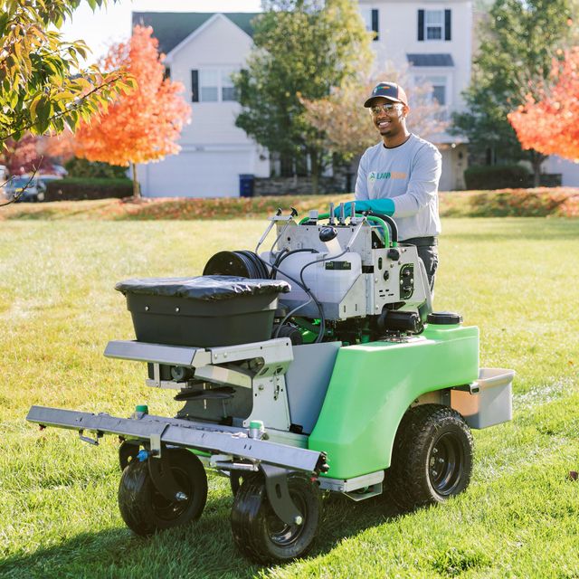 Lawn Squad of Chicago's North Shore