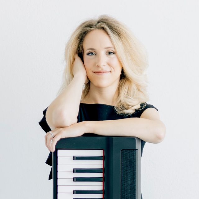 Lindsay Knight Piano