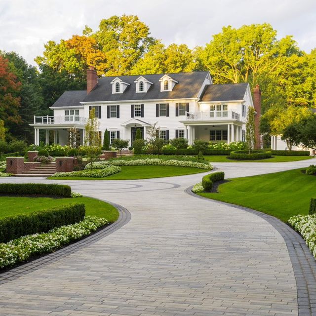 Lopez & Wallace Landscaping LLC
