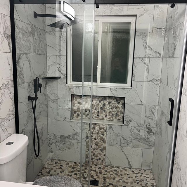 LX Tile & Flooring