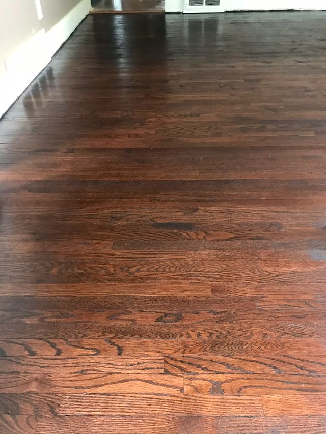 Mac’s Flooring & Refinishing
