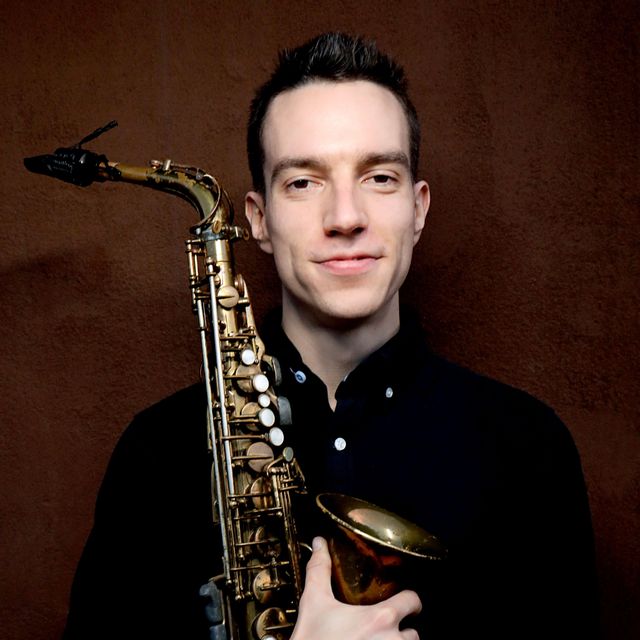 Max Bessesen Music Entertainment