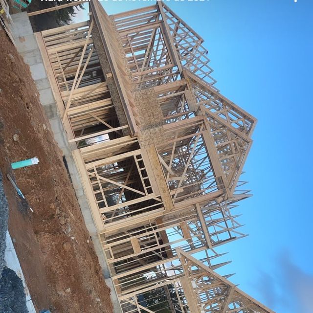 MCN SERVICES LLC