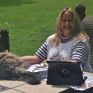 Meows & Growls Pet Sitting Service, LLC