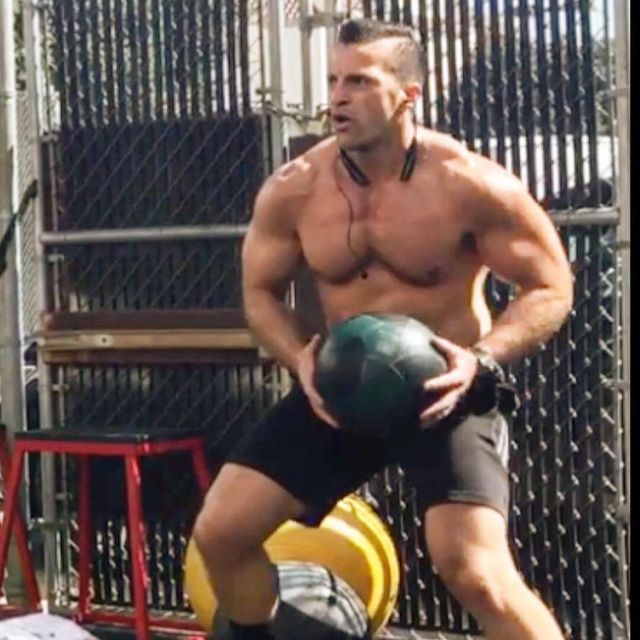 @mkfitla of Sherman Oaks (online and in person)