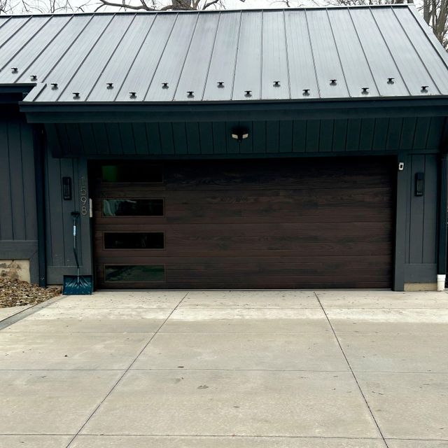 Neighbor Door LLC