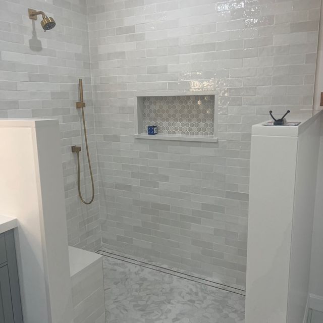 Oak and stone masonry tile inc