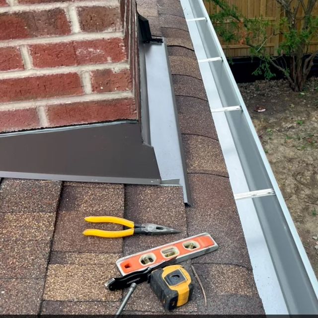Pedro B.Gutters,shingle,siding,flat,tuck-pointing