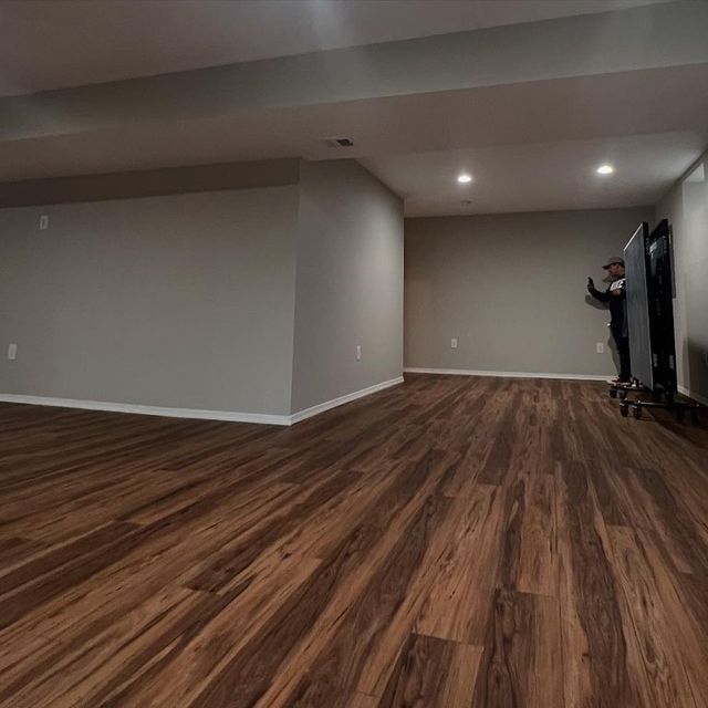 SJC CONTRACTORS LLC