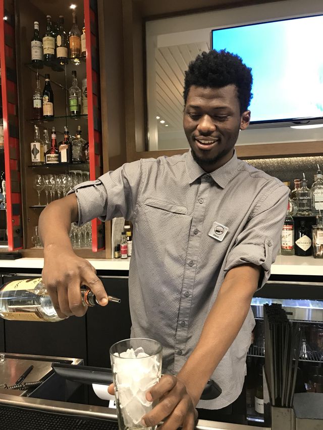 Teggies Bartending