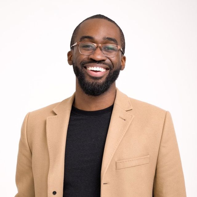Top-Tier Headshot Photographer | Titus Media