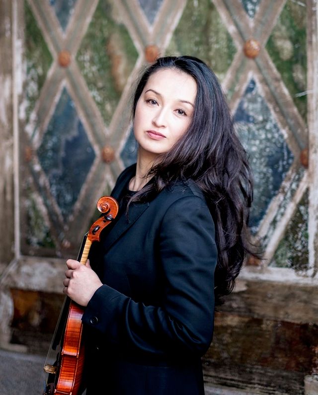 VIOLINIST Michi
